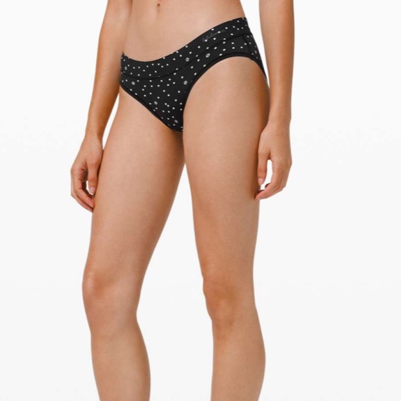 Lululemon Smooth Seamless Bikini 3 Pack - Picture 4 of 8